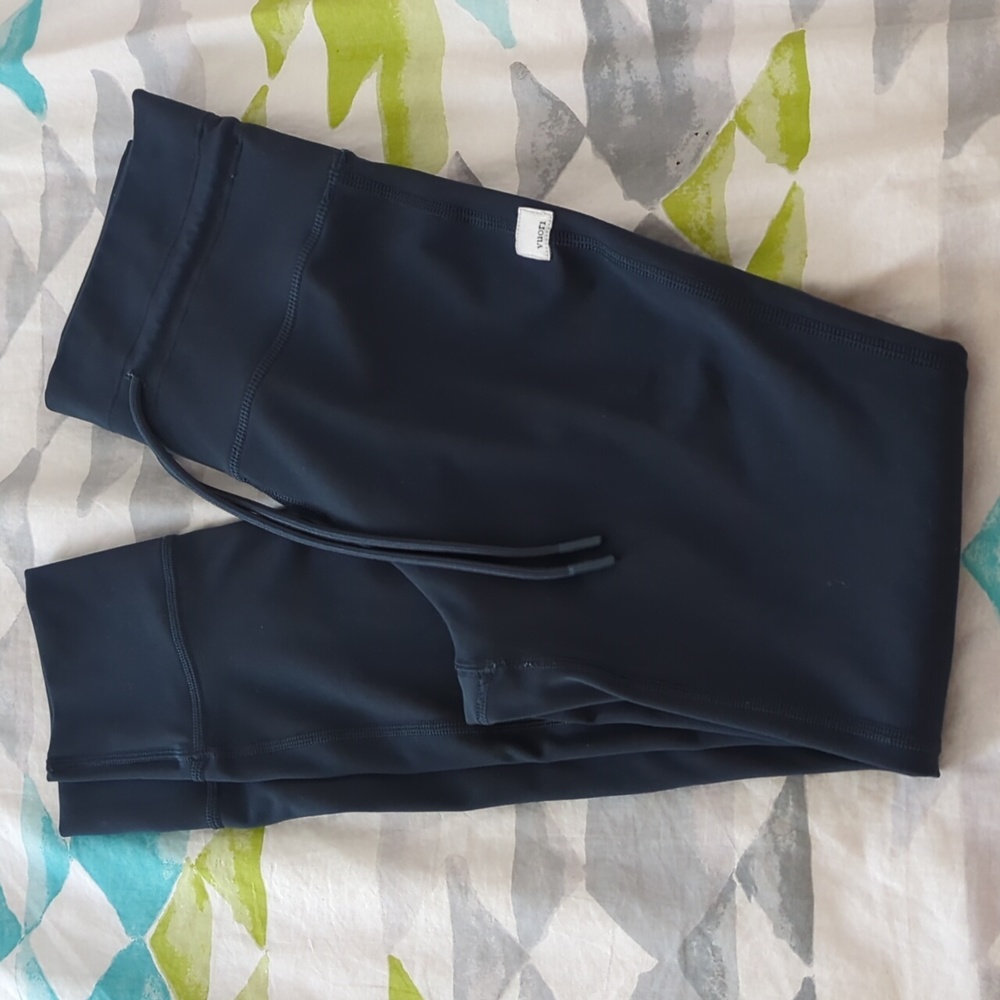 Vuori Daily Legging XS Color: Ink